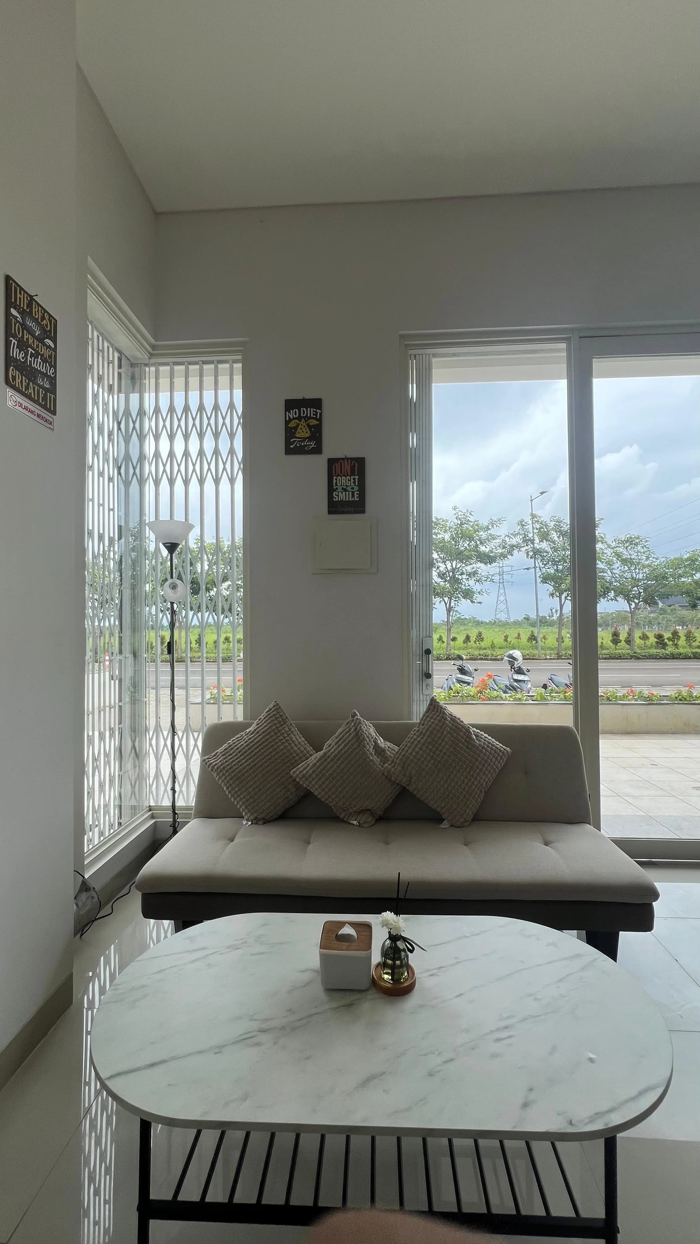 Nunaca Coffee and Pastry 3